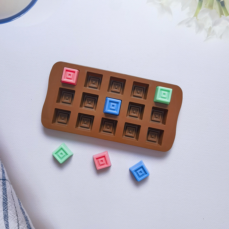 クラシックなスクエアチョコレートモールド、キャンディー、グミ - Kitchen Accessories For Baking のレビューと価格