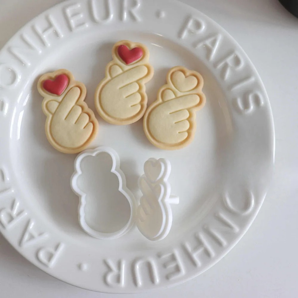 愛の形をしたクッキーカッター ミニクッキー型 3Dケーキフォ - Mini Kitchen Baking のレビューと価格