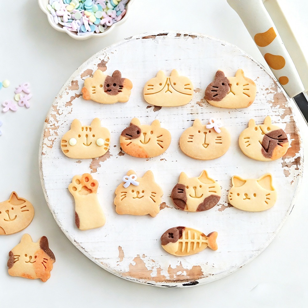 かわいい子猫DIYスタンプクッキーカッター焼き型ベーキングア - Kitchen Accessories For Baking のレビューと価格